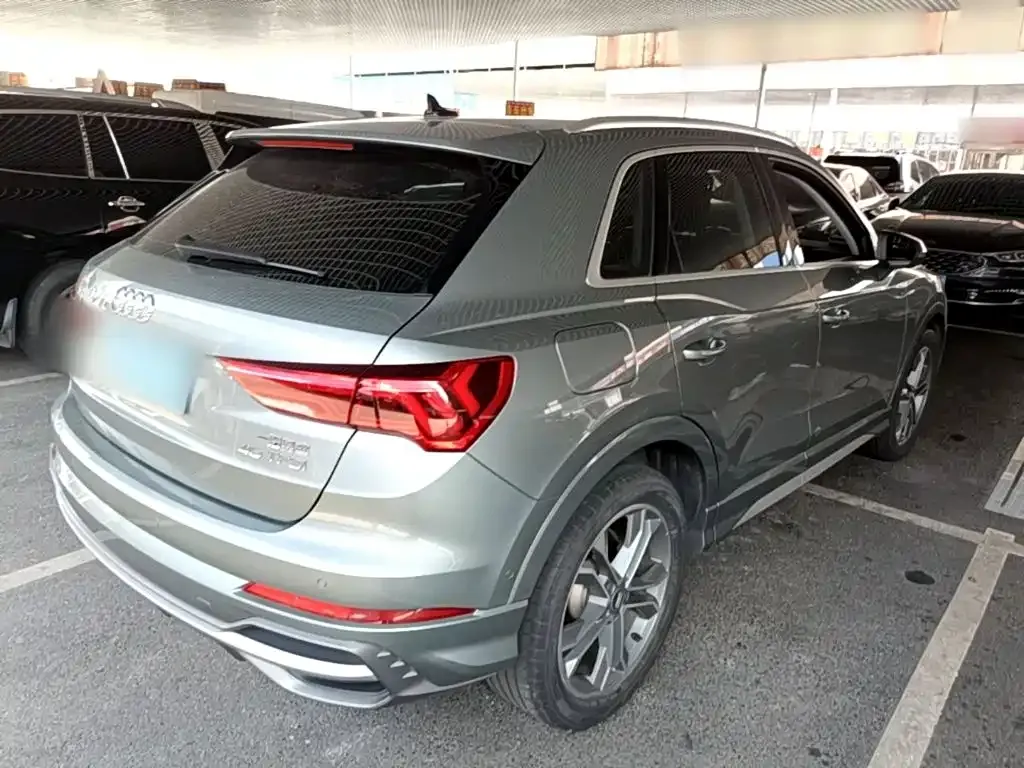 Audi Q3 — фото 4