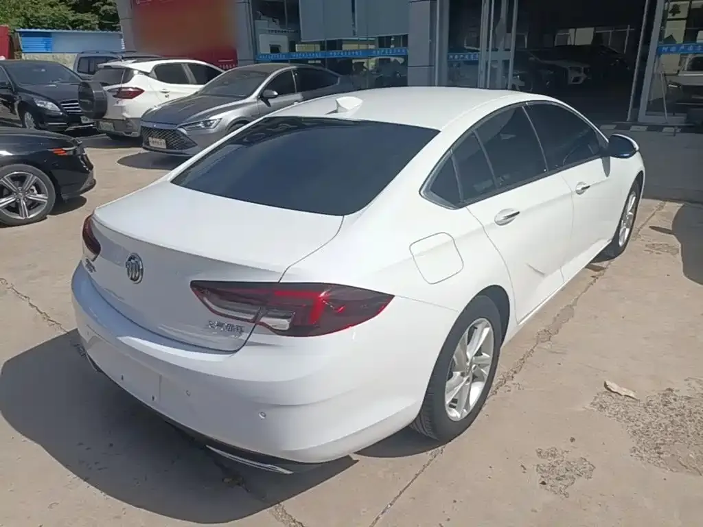 Buick Regal — фото 5