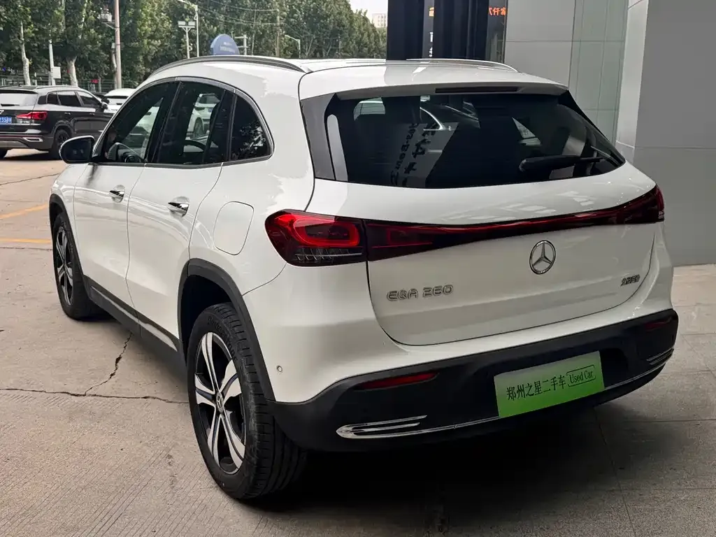 Mercedes-Benz EQA — фото 2