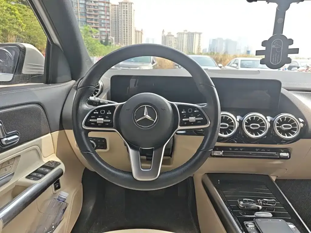 Mercedes-Benz GLA — фото 3