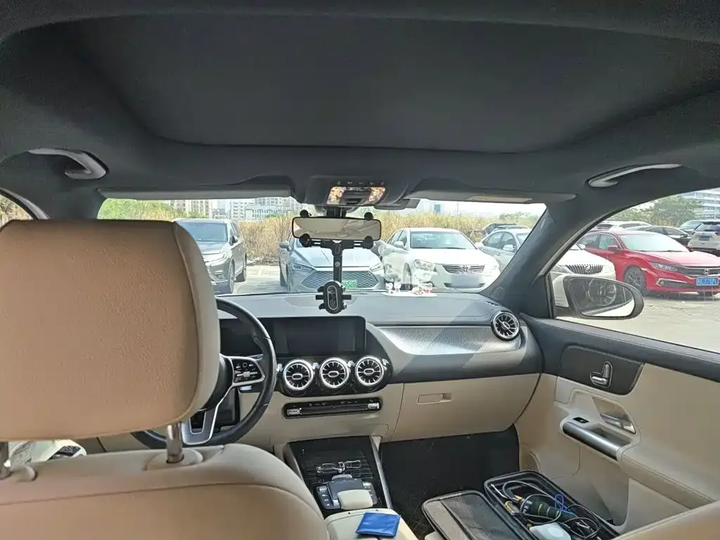 Mercedes-Benz GLA — фото 6