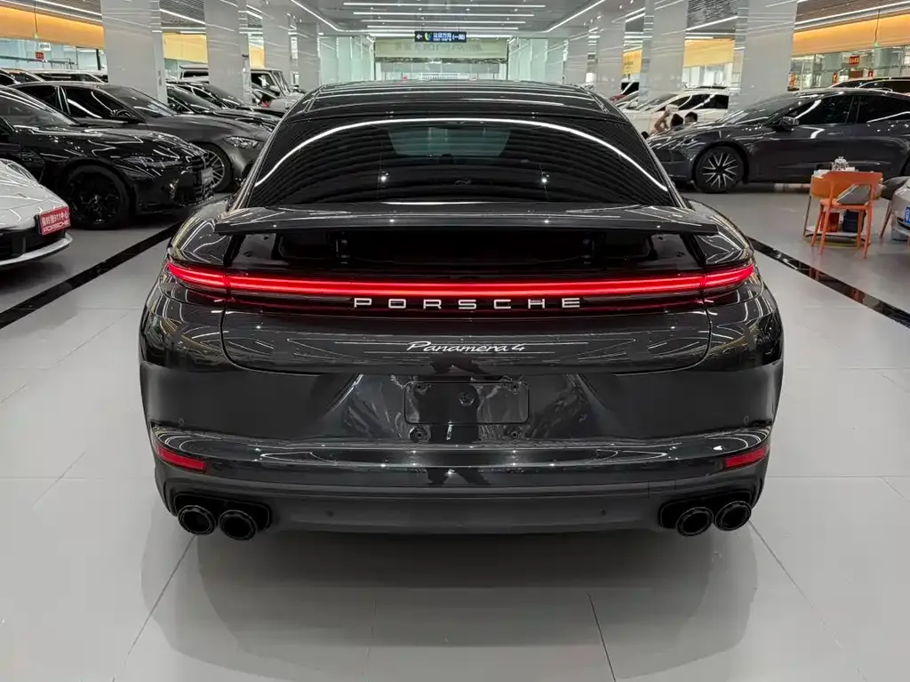 Porsche Panamera — фото 6