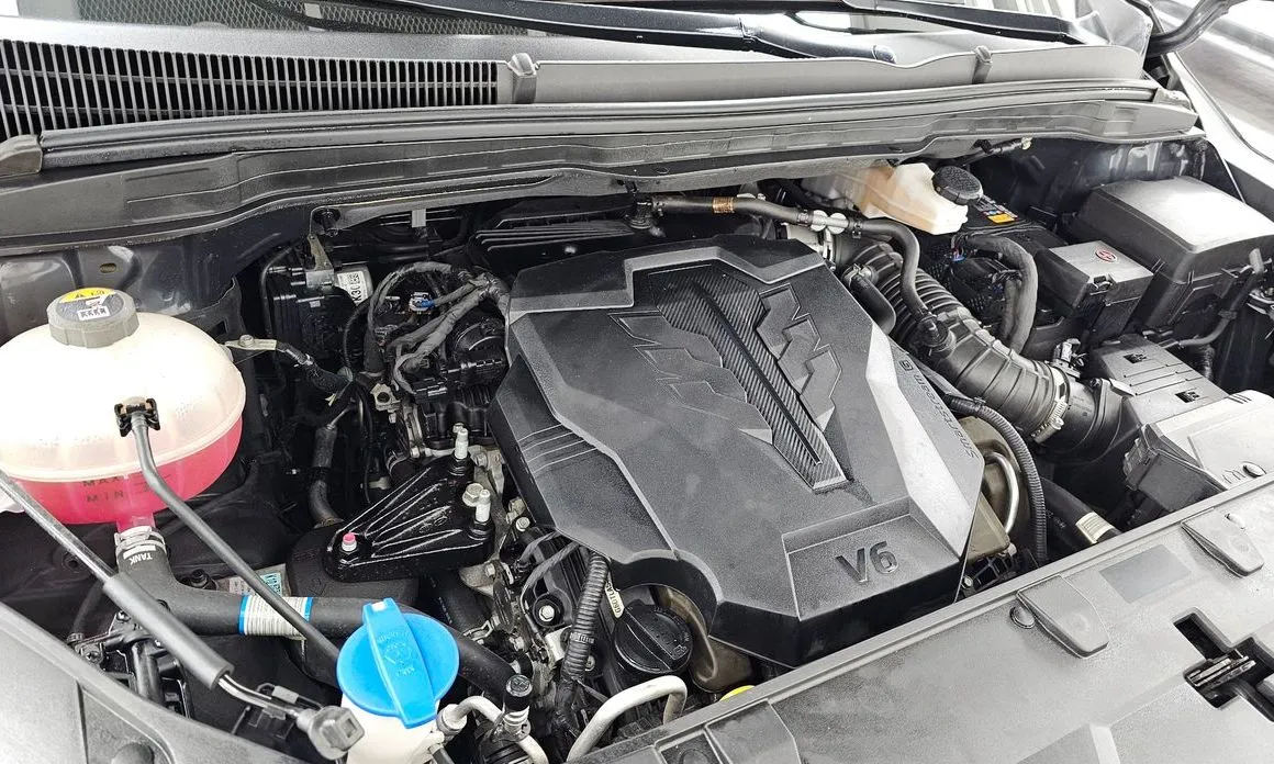 Kia Carnival — фото 10