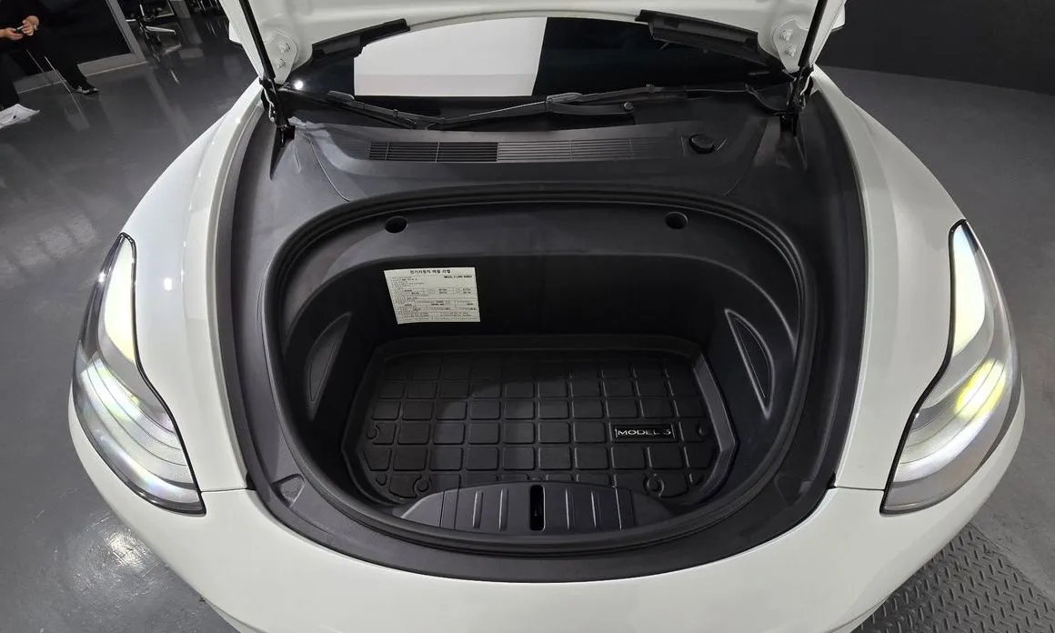 Tesla Model 3 — фото 2