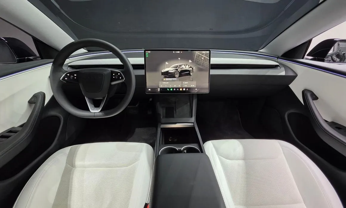Tesla Model 3 — фото 8