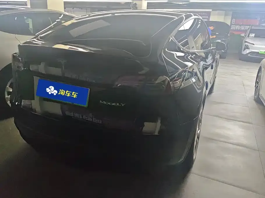 Tesla Model Y — фото 7