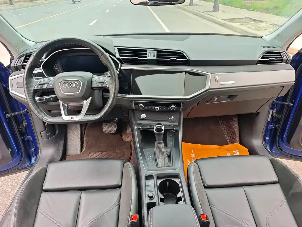 Audi Q3 Sportback — фото 2