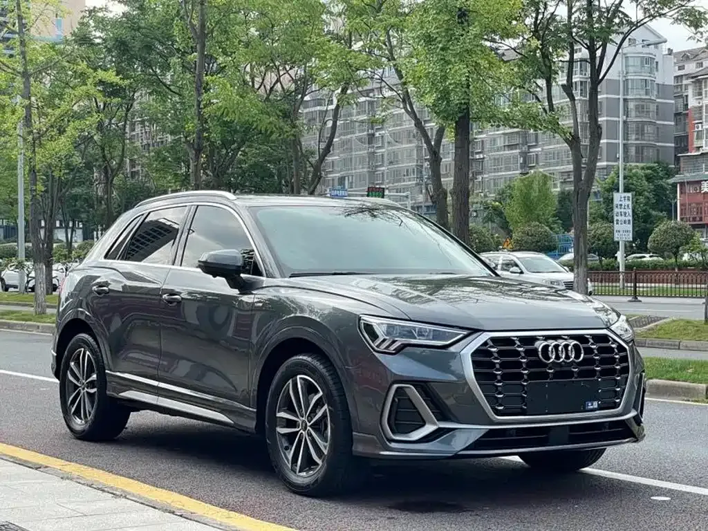 Audi Q3 — фото 9