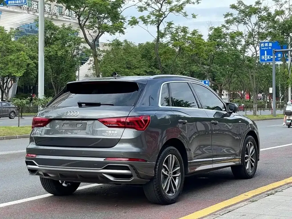 Audi Q3 — фото 10