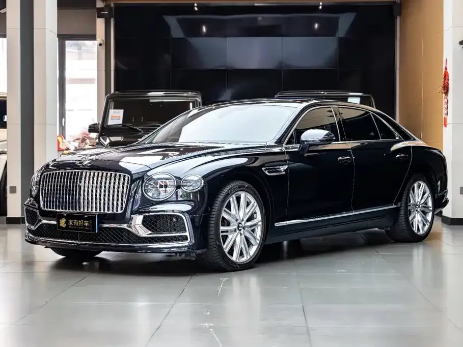 Bentley Flying Spur — фото 1