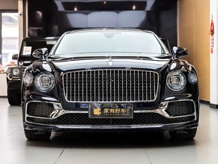 Bentley Flying Spur — фото 8