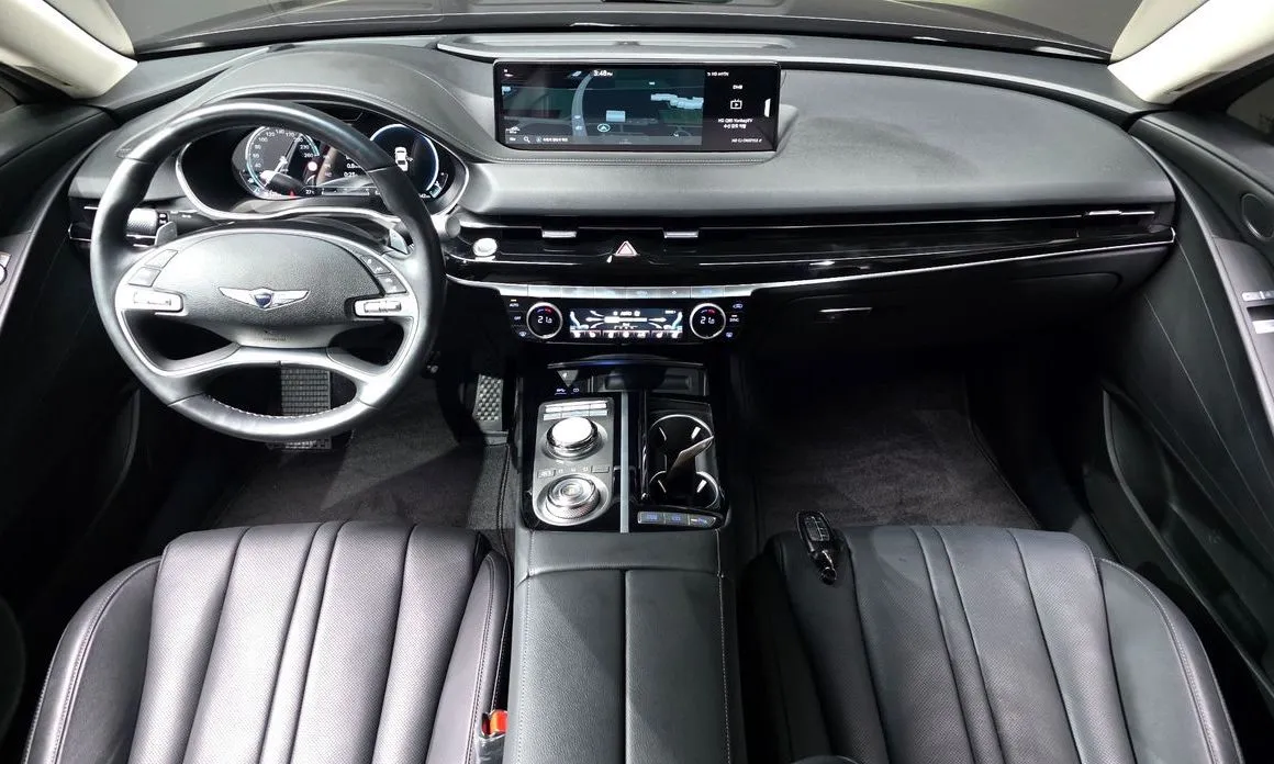 Genesis G80 — фото 9