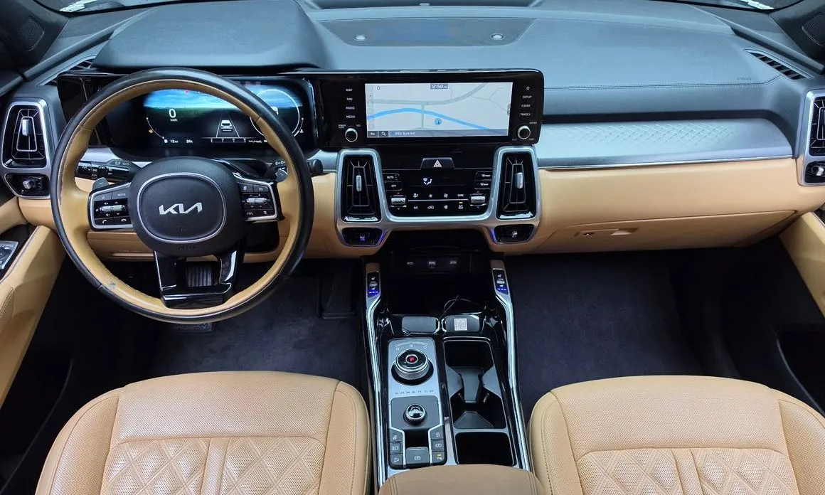 Kia Sorento — фото 9