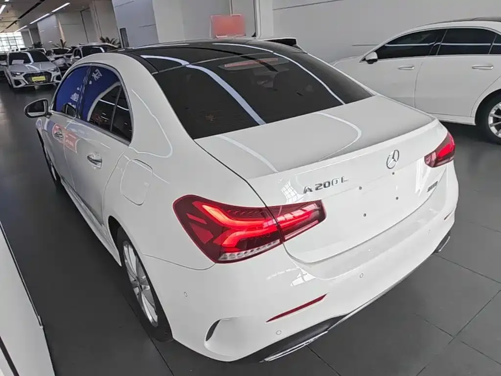Mercedes-Benz A-Class — фото 7