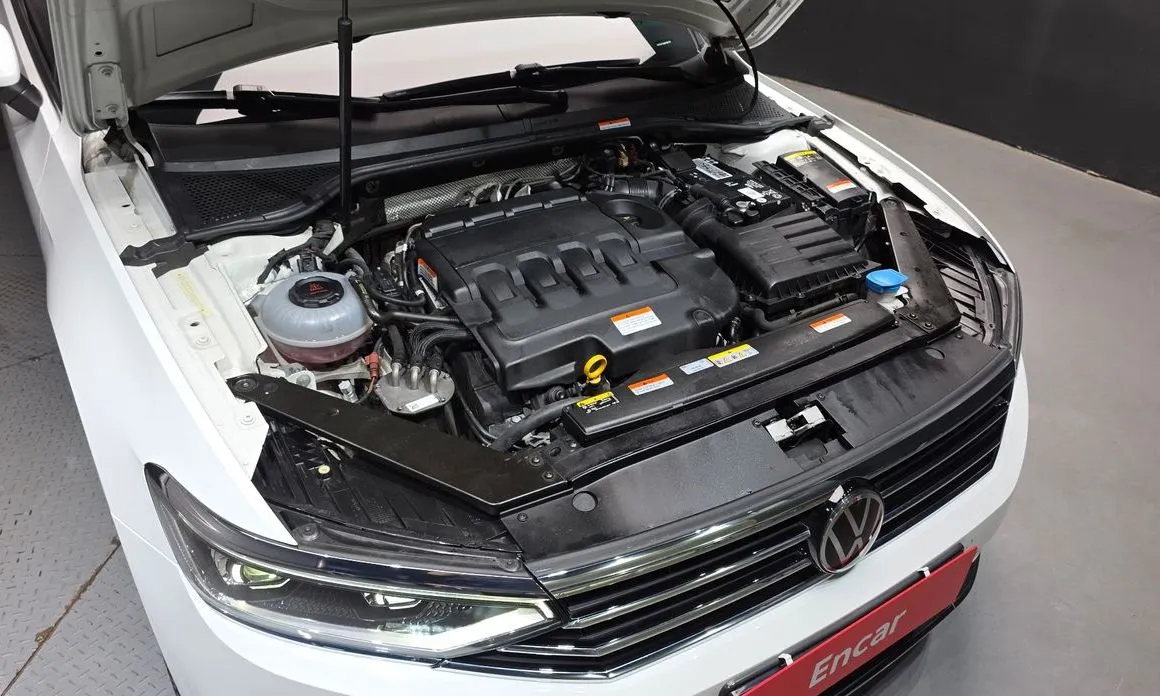 Volkswagen Passat — фото 7