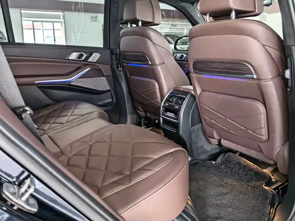 BMW X5 — фото 2