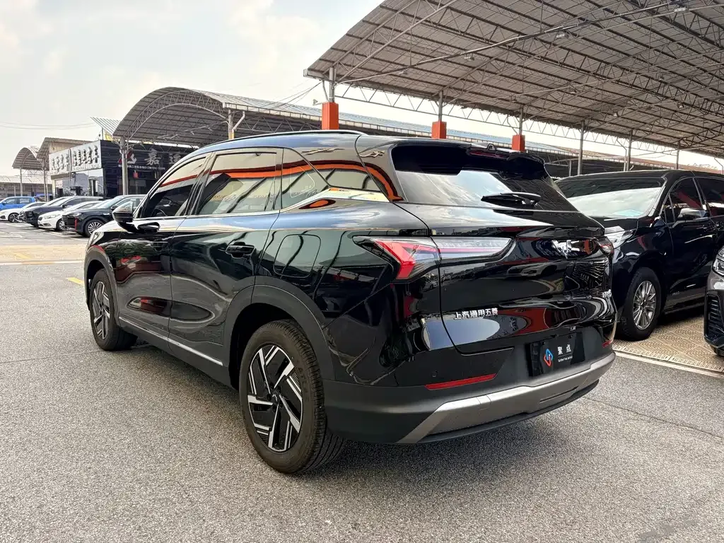Wuling Xingguang S — фото 9