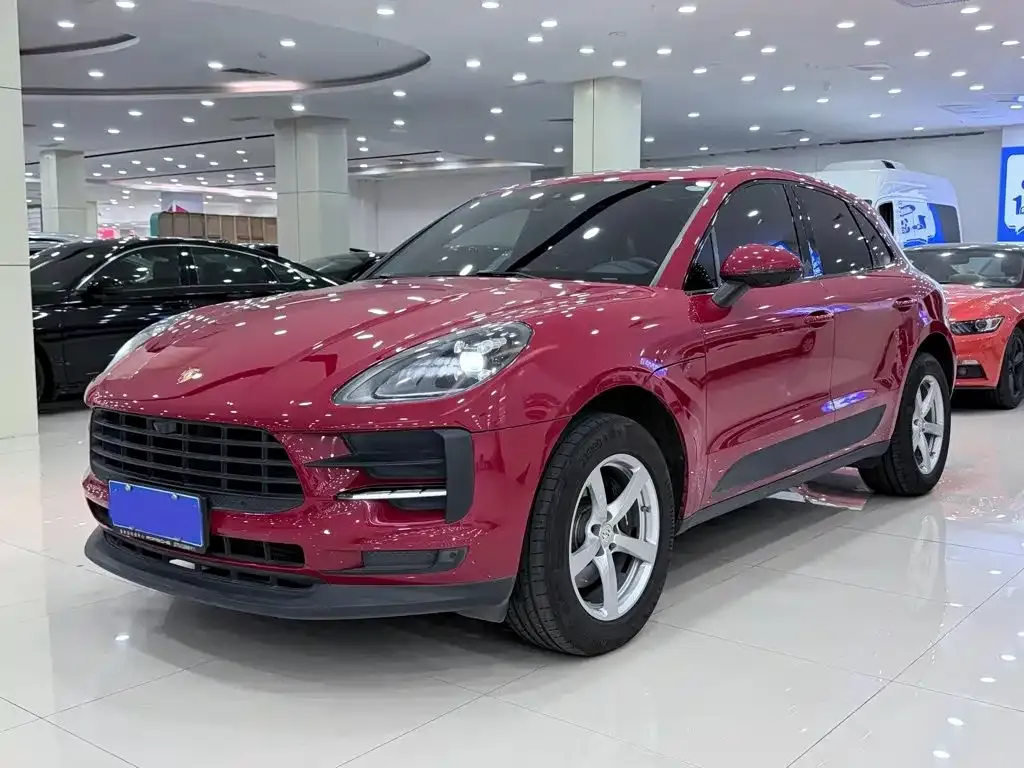 Porsche Macan — фото 1