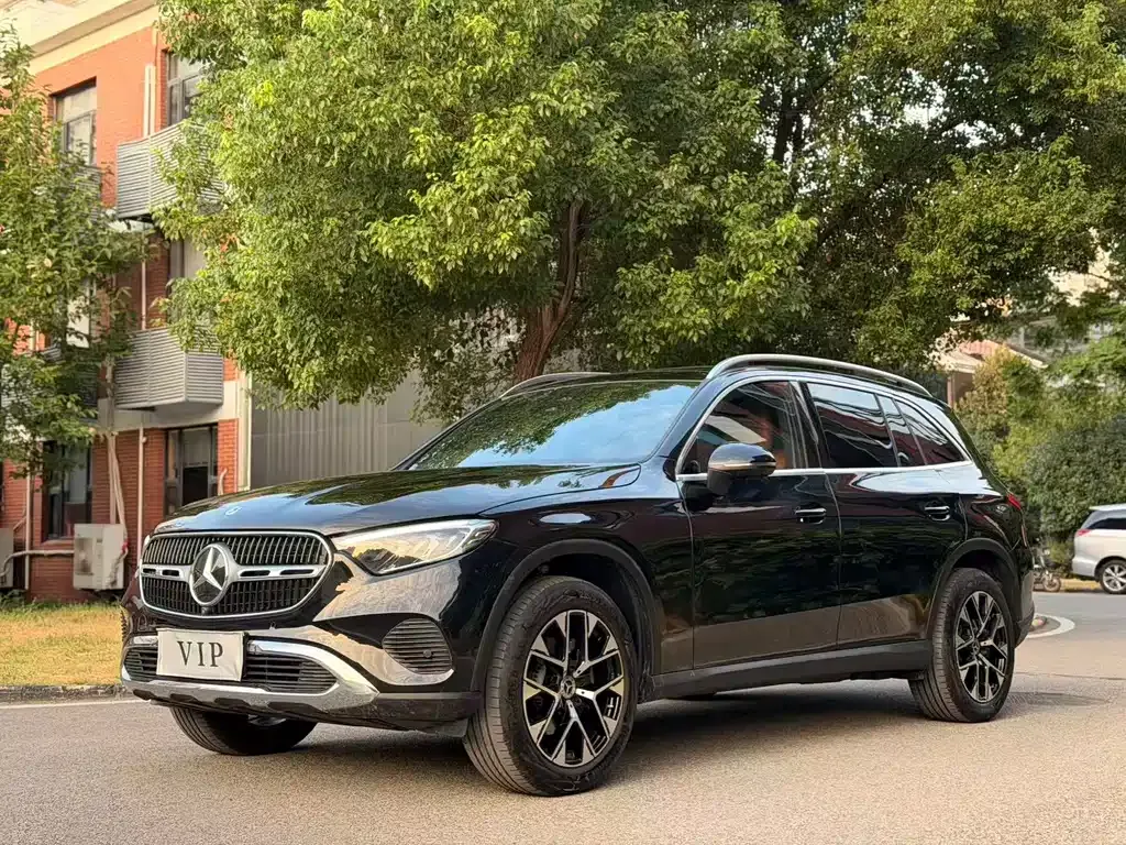 Mercedes-Benz GLC — фото 1