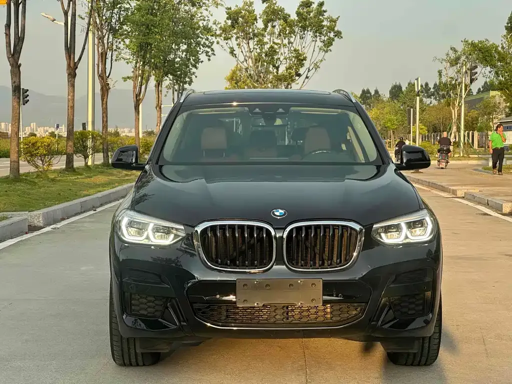 BMW X3 — фото 3