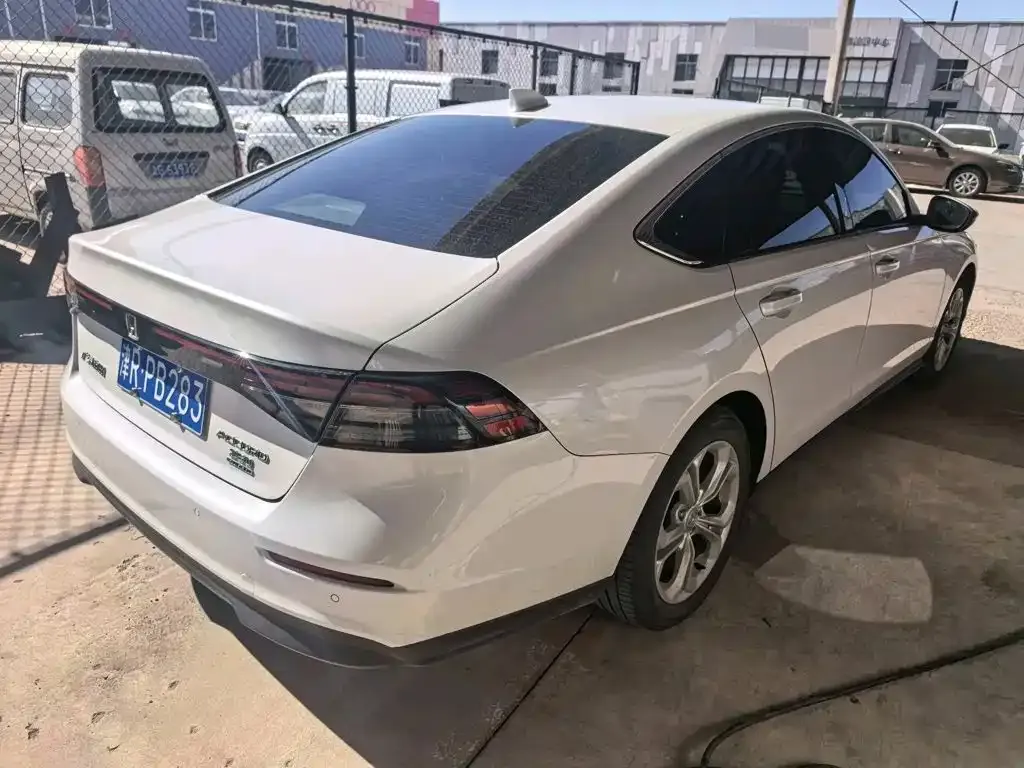 Honda Accord — фото 2