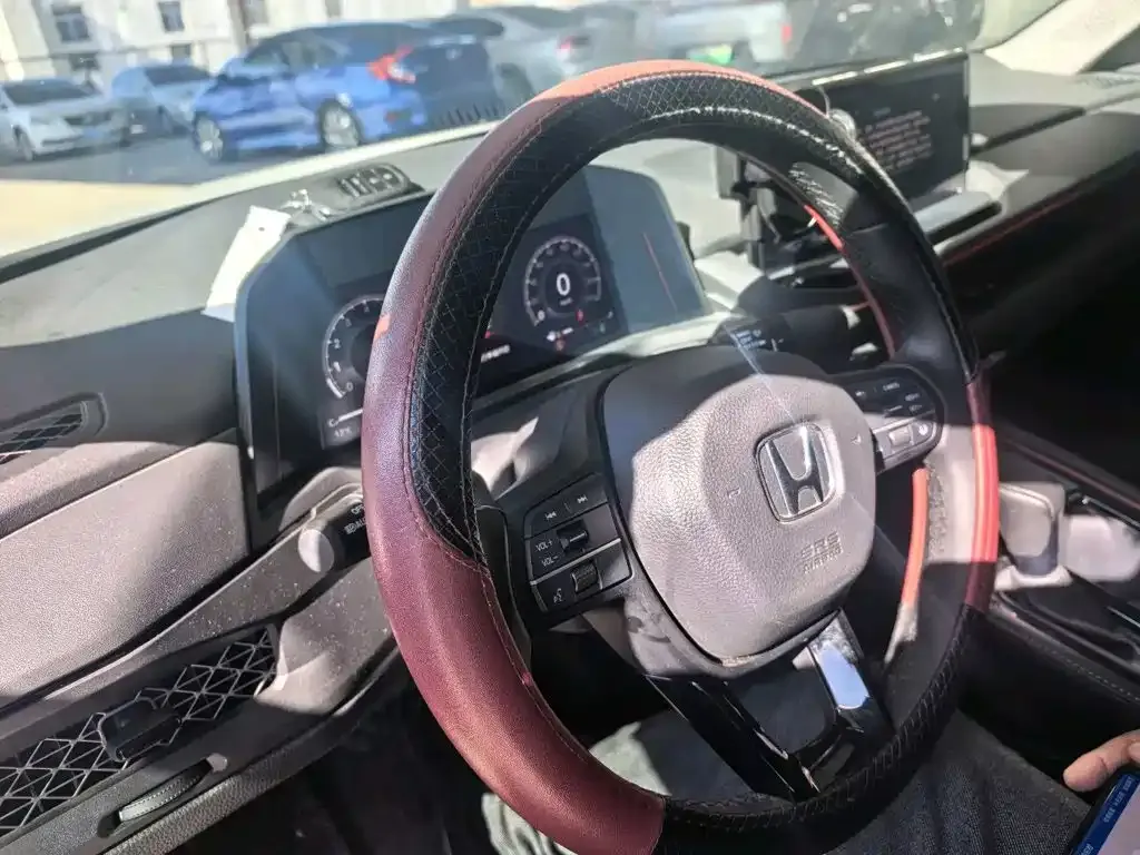 Honda Accord — фото 3