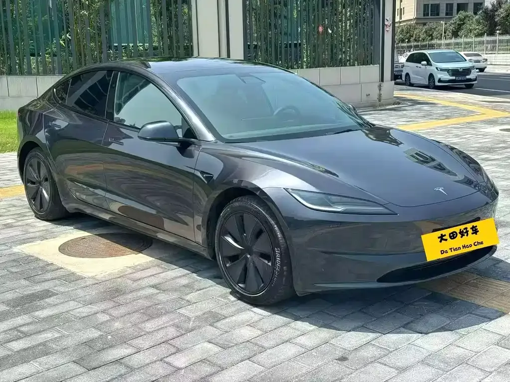 Tesla Model 3 — фото 3