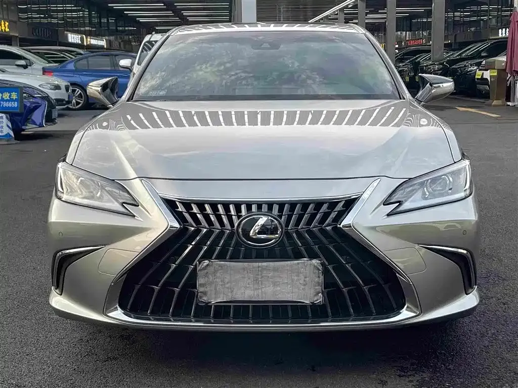 Lexus ES — фото 2
