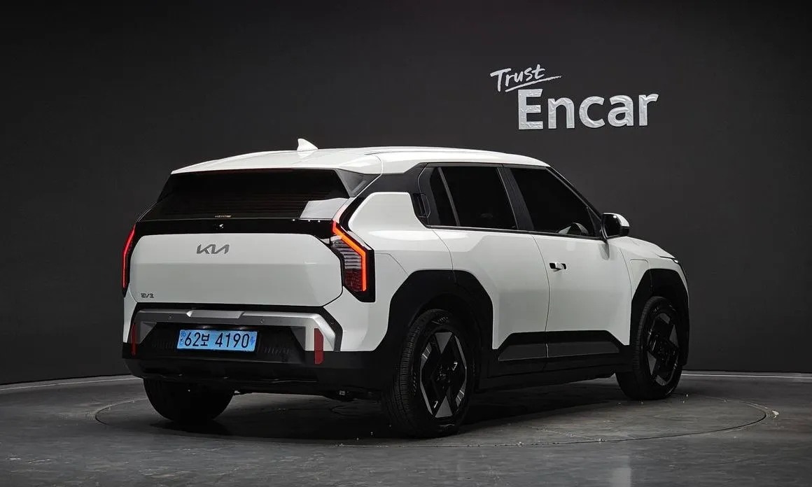 Kia EV3 — фото 3