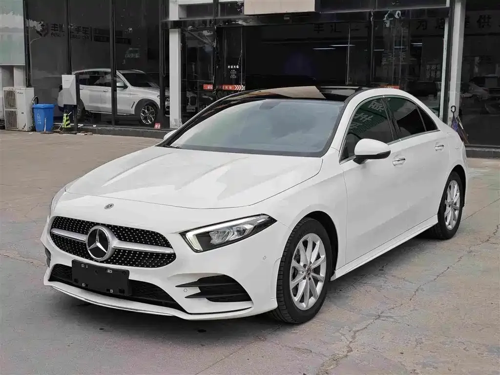 Mercedes-Benz A-Class — фото 1