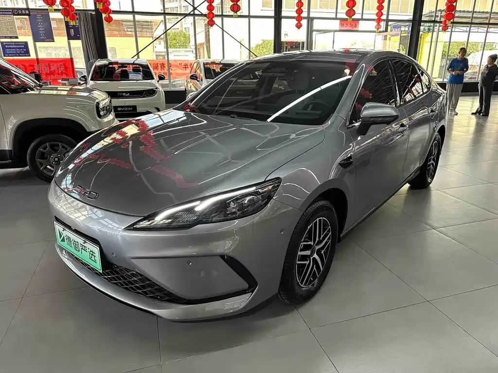 BYD Seal 05 DM-i — фото 1