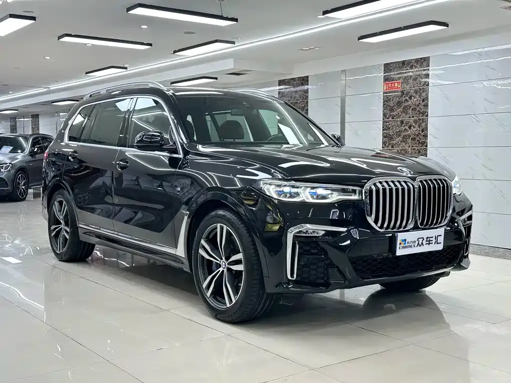 BMW X7 — фото 4