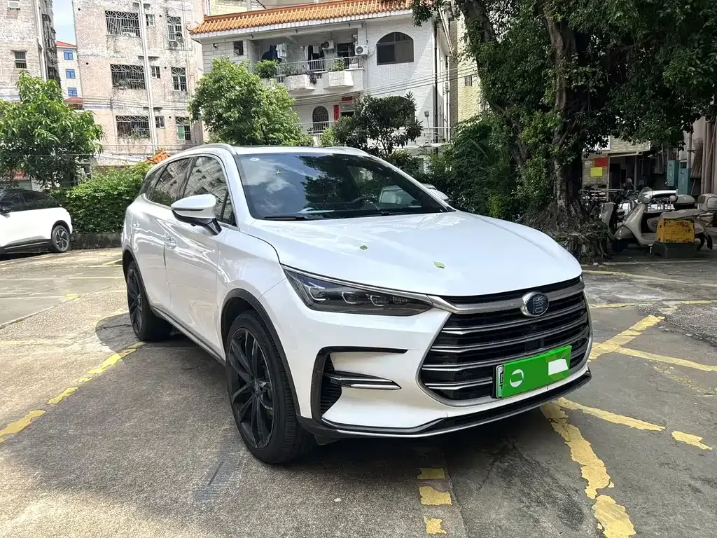 BYD Tang New Energy — фото 10