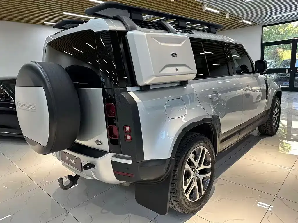 Land Rover Defender — фото 4