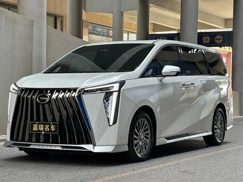 GAC Motor Trumpchi M8 — фото 1