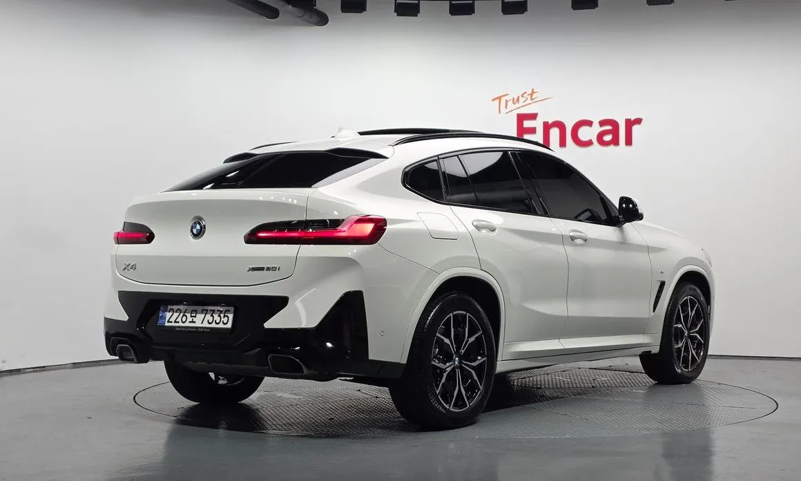 BMW X4 — фото 4