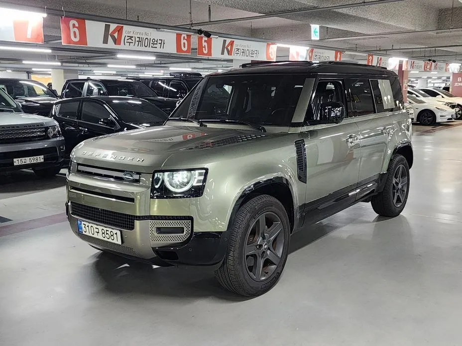 Land Rover Defender — фото 1
