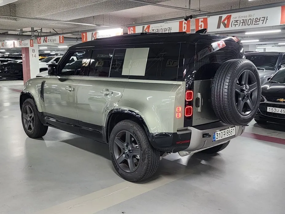 Land Rover Defender — фото 2