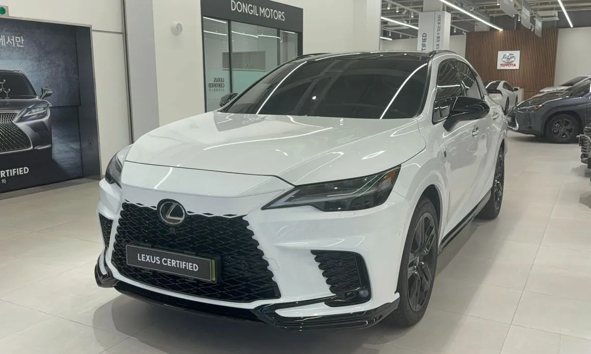 Lexus RX — фото 1