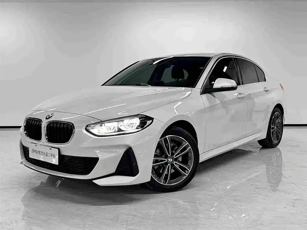 BMW 1 Series — фото 1