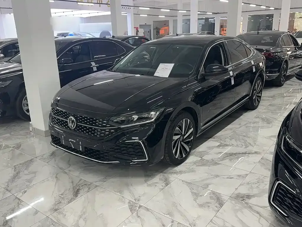 Volkswagen Passat — фото 9