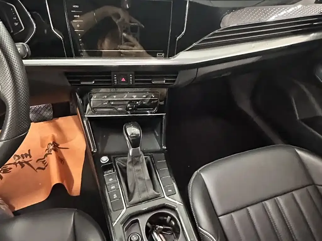 Volkswagen Passat — фото 8