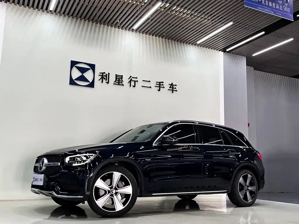 Mercedes-Benz GLC — фото 1
