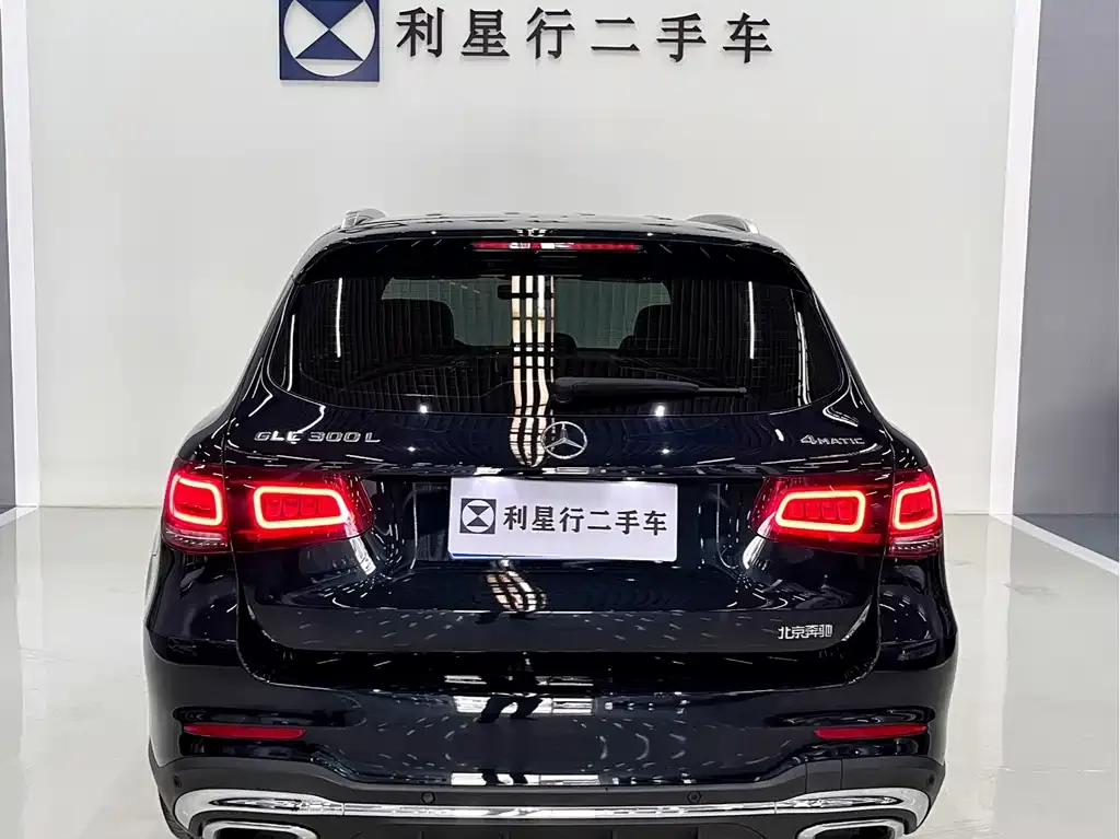Mercedes-Benz GLC — фото 9