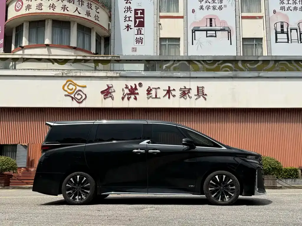 Toyota Crown (Import) — фото 6