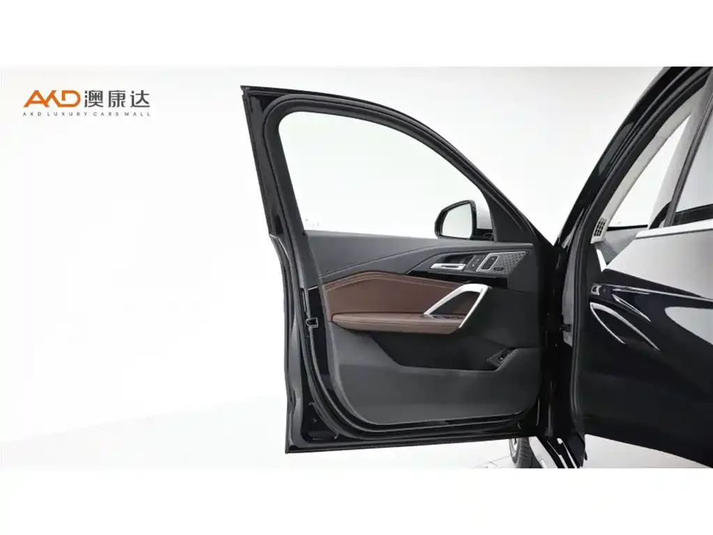 BMW X1 — фото 10