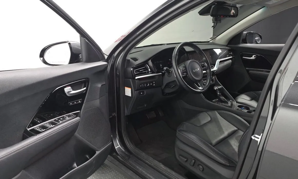 Kia Niro — фото 10