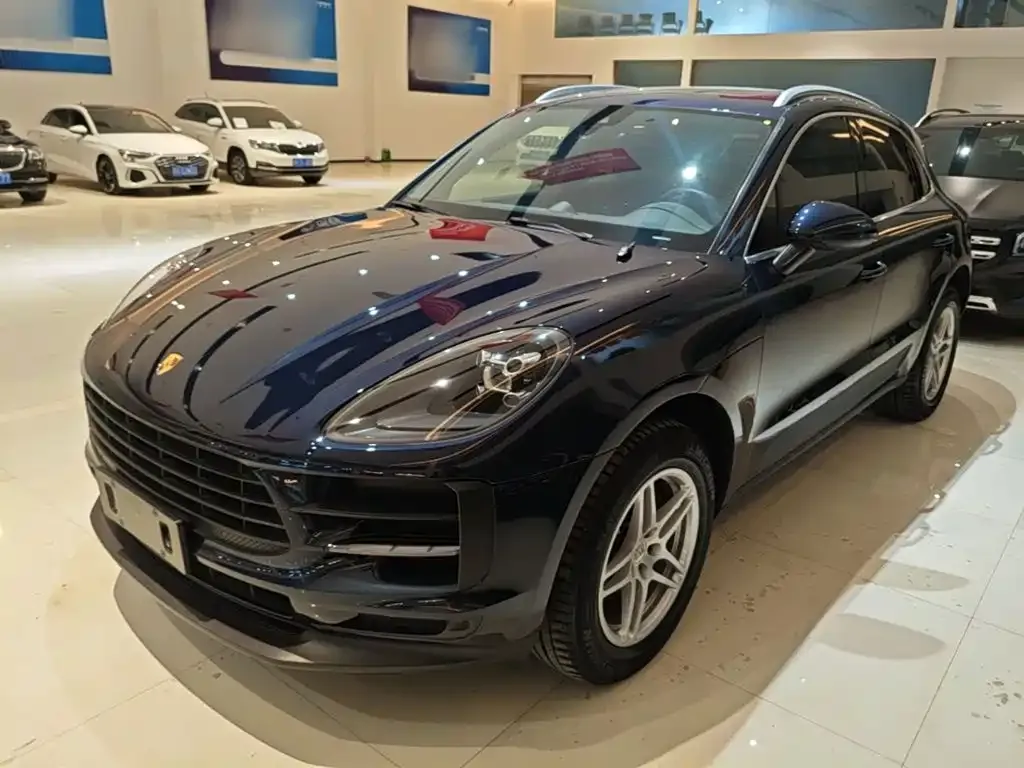 Porsche Macan — фото 1