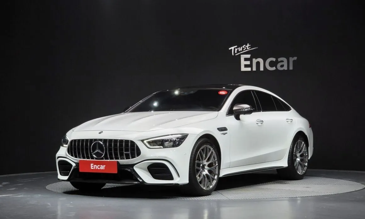 Mercedes-Benz AMG GT — фото 1