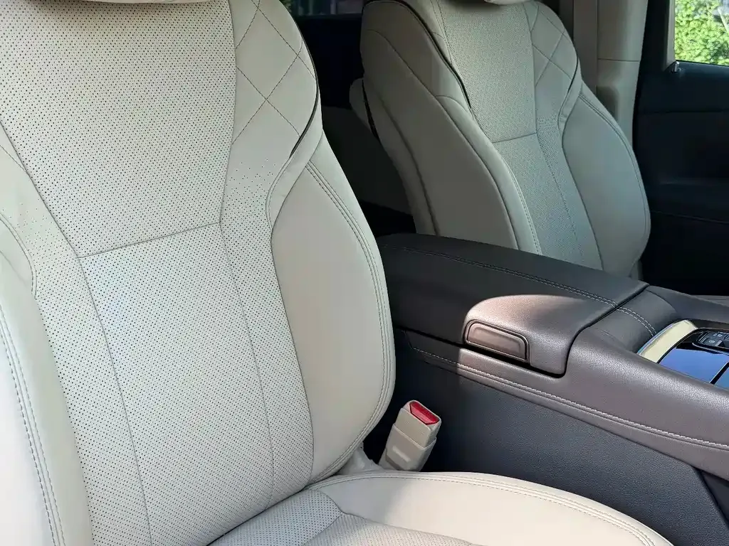 Toyota Vellfire — фото 5